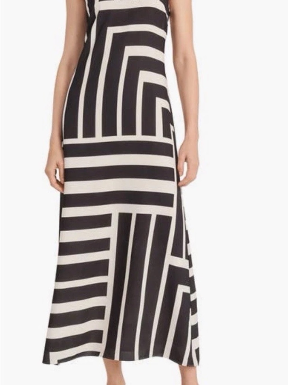 Donna Morgan Black and Ivory Geometric Maxi Dress NWT Size 8 - Picture 4 of 8